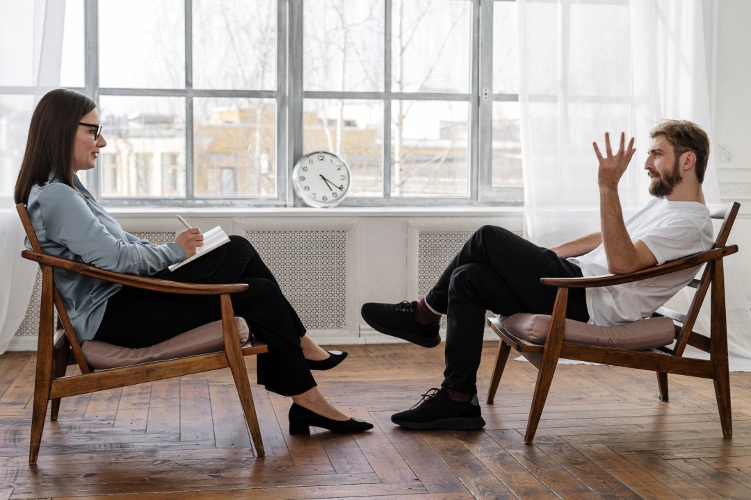 What Is an NLP Coach and How They Help Transform Thought Patterns for Success