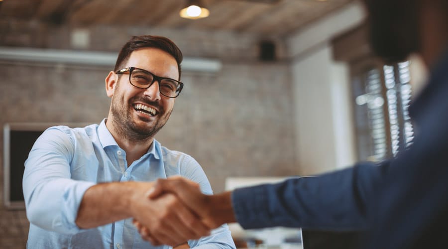 Setters and Closers – How This Sales Duo Drives High-Ticket Success